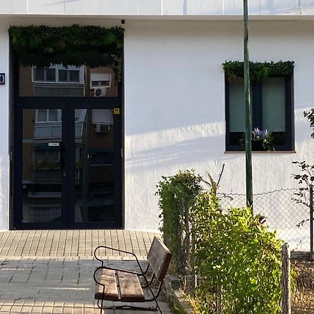 Hotel Garden House Madrid Extérieur photo